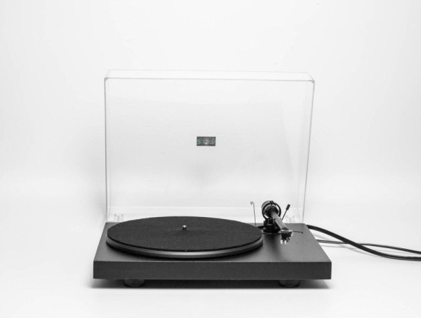 pro-ject-p-12-big-0