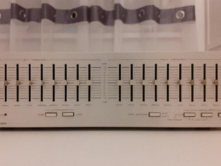 siemens-rq600-stereo-graficky-equalizer