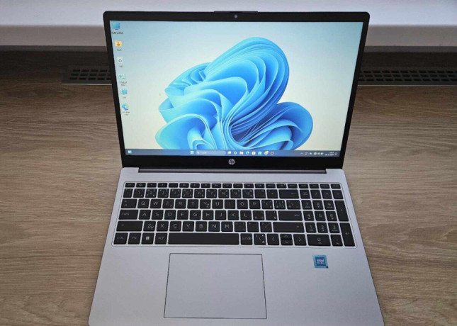 hp-250-g10-n100-156-fhd-n100-4gb128gb-top-stavzaruka-big-0