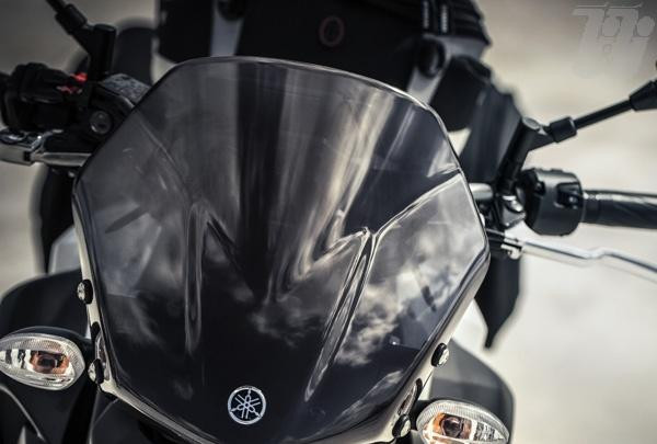 plexi-yamaha-mt-07-big-0