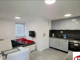 1-izb-bytzlate-piesky-s-pozemkom-250m2voda-50m-od-jazera