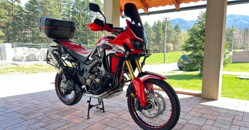 honda-africa-twin-crf-1000-big-0