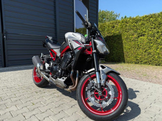 kawasaki-z900-4702km