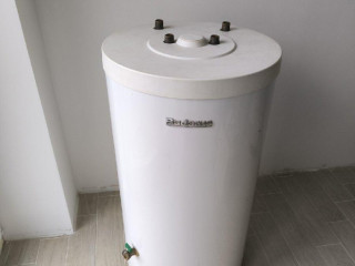 nadrz-na-vodu-buderus-120l