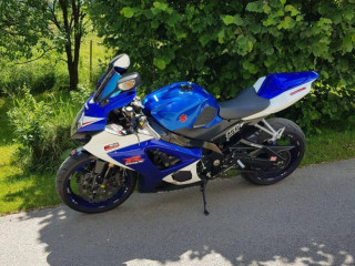 suzuki-gsx-r-1000-k8