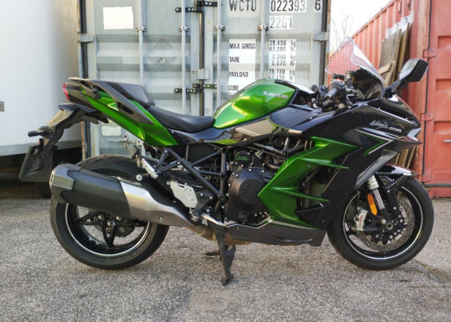 kawasaki-ninja-h2-sx-se-big-0