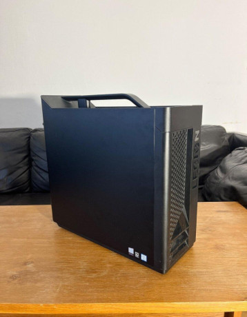 predam-pc-lenovo-legion-t530-28icb-monitor-24-philips-24-big-0