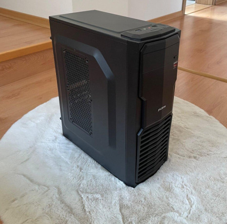 stolny-pocitac-big-0