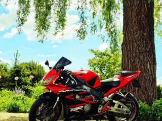 honda-cbr-954-rr