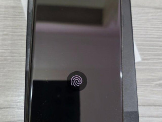 predam-samsung-galaxy-s21-ultra-5g-v-ciernej-farbe