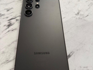 samsung-galaxy-s24-ultra-512gb-top-stav