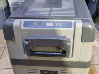 kompresorova-chladnicka-a-mraznicka-guzzanti-gz-45