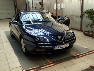 alfa-romeo-18-16v-twin-spark
