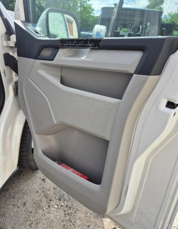 tapacir-multivan-t5t6-big-0