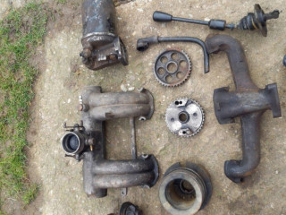 mercedes-123-124-piano