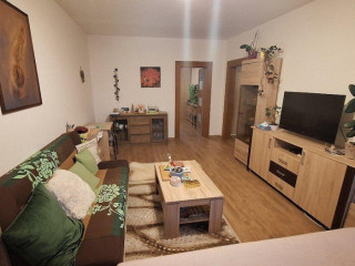 predaj-velkeho-2-izboveho-bytu-s-balkonom-na-zahonku