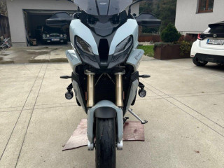 bmw-s1000xr-s-1000-xr