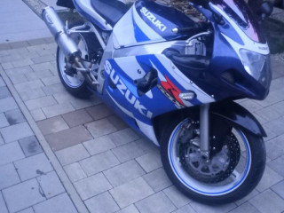 predamvymenim-suzuki-gsxr