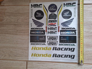 nalepky-honda-yamahasuzuki