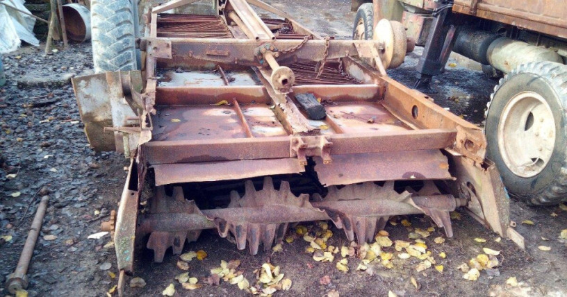 vlecka-ru-5-rozmetadlo-na-hnoj-big-0