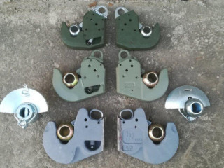 predam-hak-rychloupinak-do-ramien-hydrauliky-trojbodu-cbm