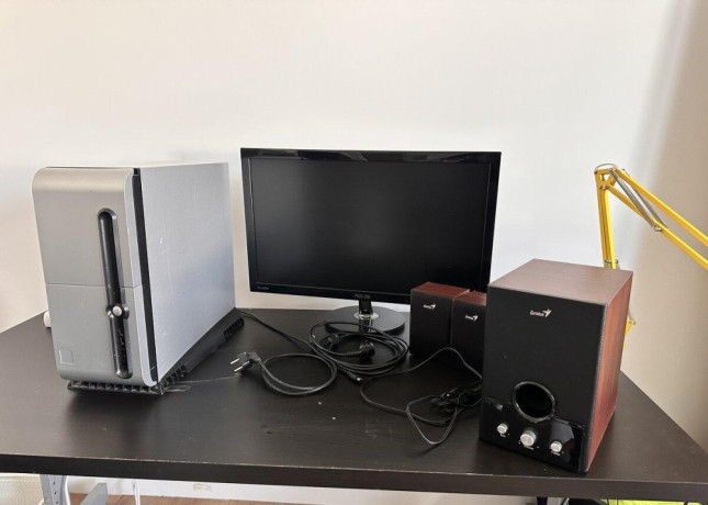 pc-zostava-s-monitorom-a-reproduktormi-big-0