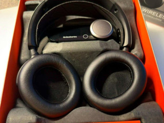 steelseries-arctis-nova-pro-wireless