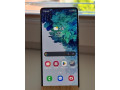 samsung-galaxy-s20-fe-small-0
