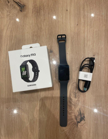 samsung-fit-hodinky-big-0