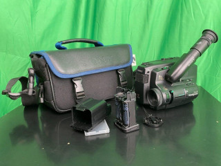 digitalna-kamera-sony-ccd-tr50e