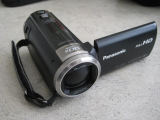 panasonic-hc-v550