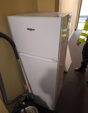 predam-chladnicku-big-0