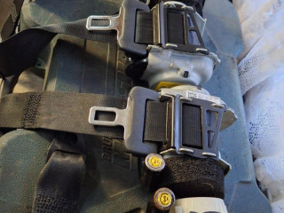 zadne-pasy-alfa-romeo-stelvio-giulia