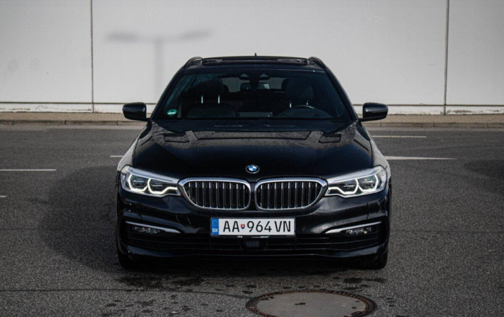 bmw-g31-520d-touring-140kw-harmankardon-panorama-koza-big-0