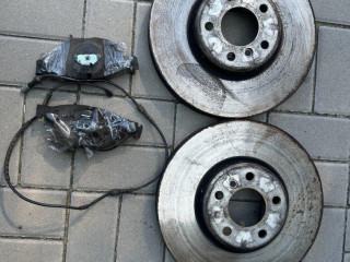 predne-brzdove-kotuce-bmw-f10-f11-30d-xdrive-190kw