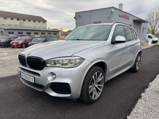 bmw-x5-xdrive30d-at-m-packet-adaptive-led