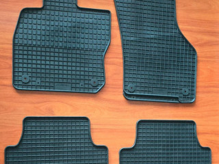 lacno-predam-gumenne-rohoze-pre-audi-a3