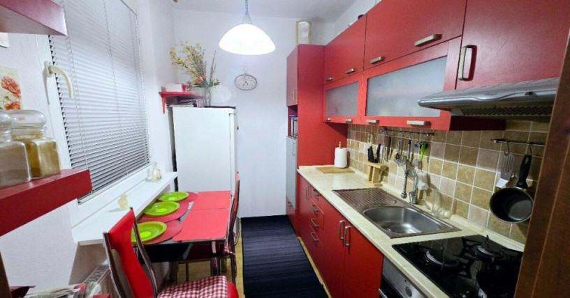 predam-1-izbovy-byt-pri-mladeznickej-skole-v-puchove-big-0