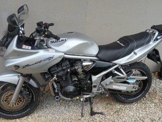 suzuki-gsf-1200s-bandit