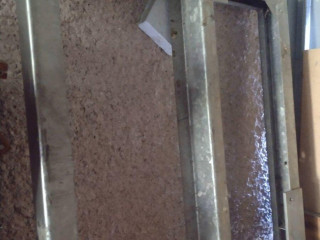 predam-ram-naprava-plechova-podlaha