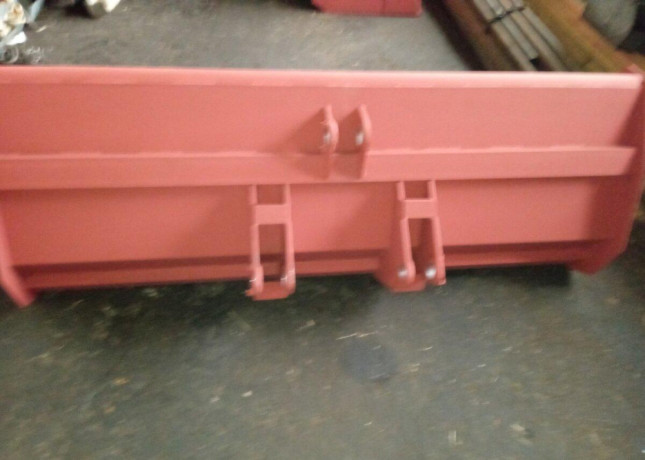 hon-un-053-velkoobjemova-lopata-big-0