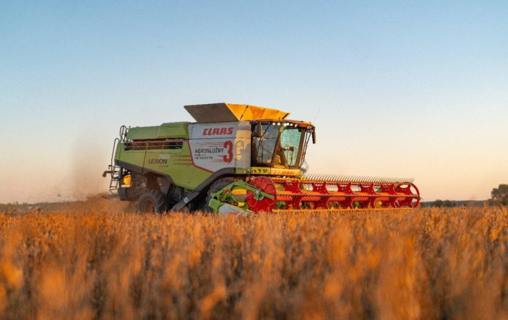 claas-lexion-760-convio-flex-930-big-0