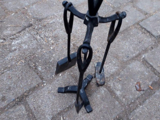 naradie-ku-peci-krbu-kachliam-kutac-lopatka-metlicka