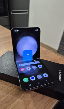 samsung-galaxy-z-flip-5-512gb-big-0