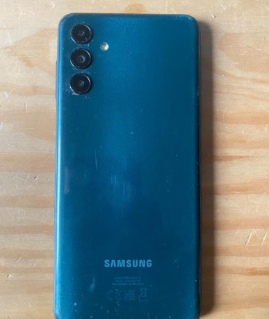 samsung-galaxy-a04s-big-0