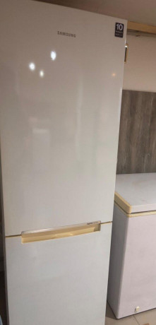 samsung-chladnicka-s-mraznickou-big-0