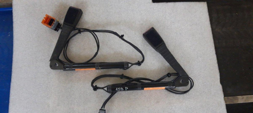 napinace-pasov-alfa-romeo-159-big-0