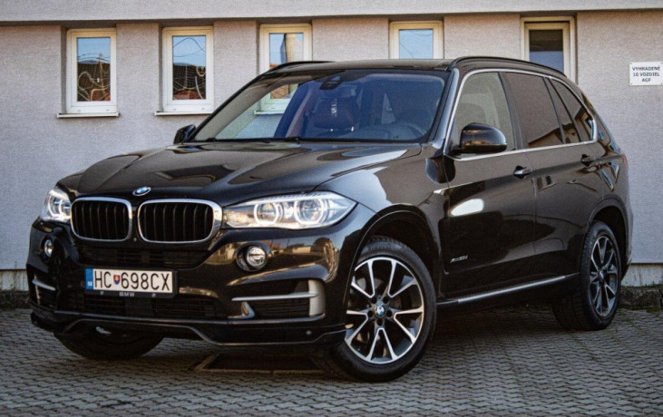 bmw-x5-xdrive30d-at-190kw-big-0