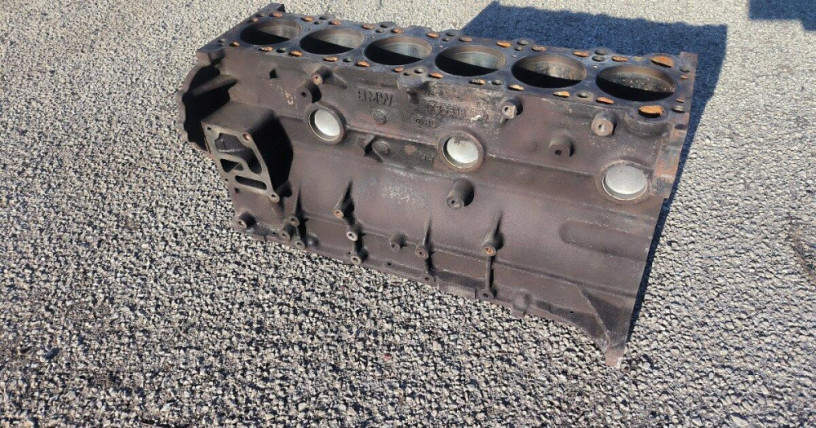 blok-motora-bmw-m50-big-0