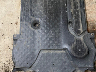 mercedes-w204-22-diesel-320-cdi-220-kryt-pod-prevodovku